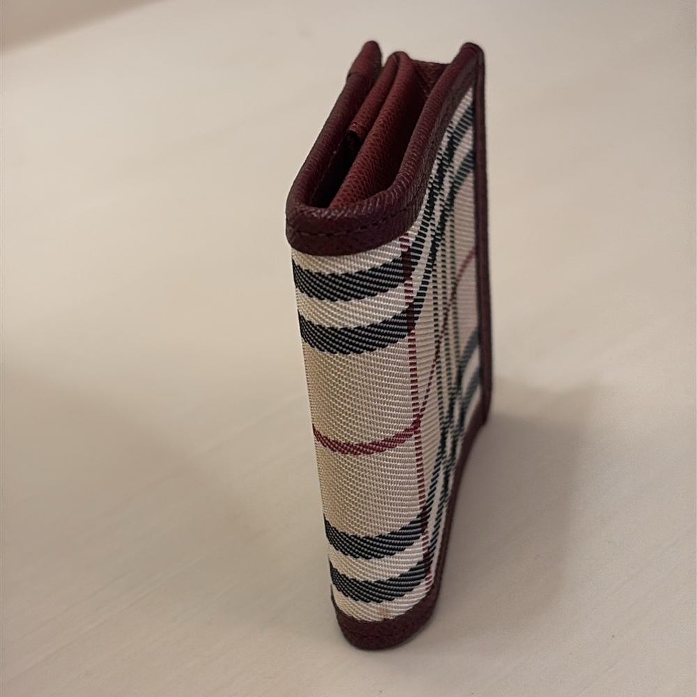 BURBERRY SMALL COIN/ JEWELRY POUCH - Picture 4 of 9